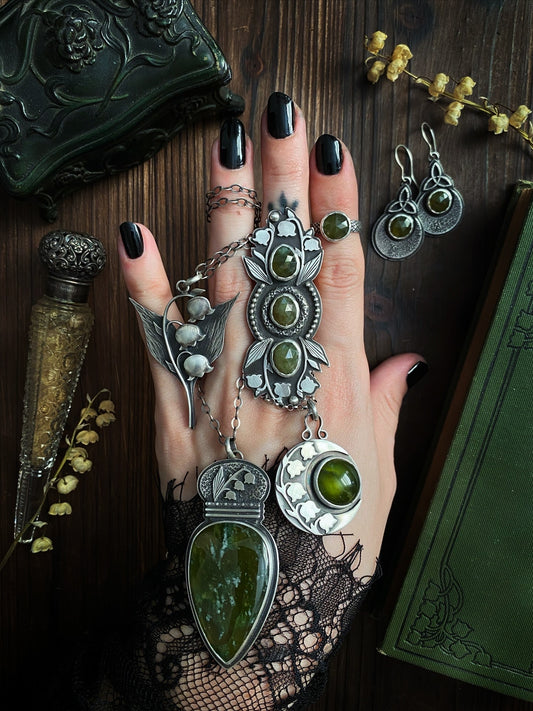 Lily of the Valley Diadem ✦ Size 7.25