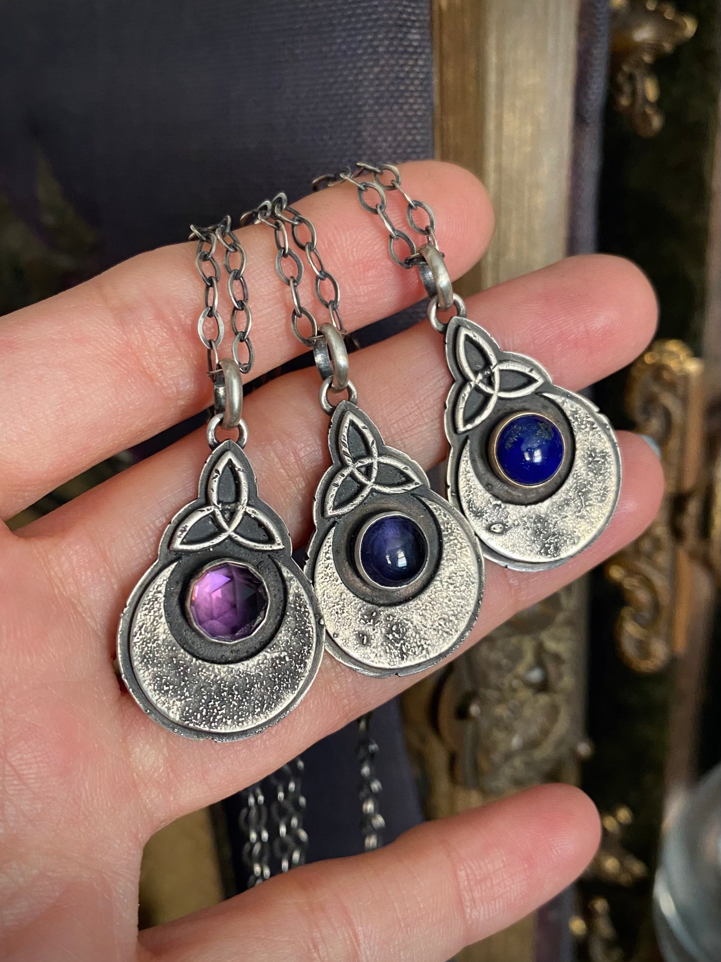 Bandraoi Pendants II