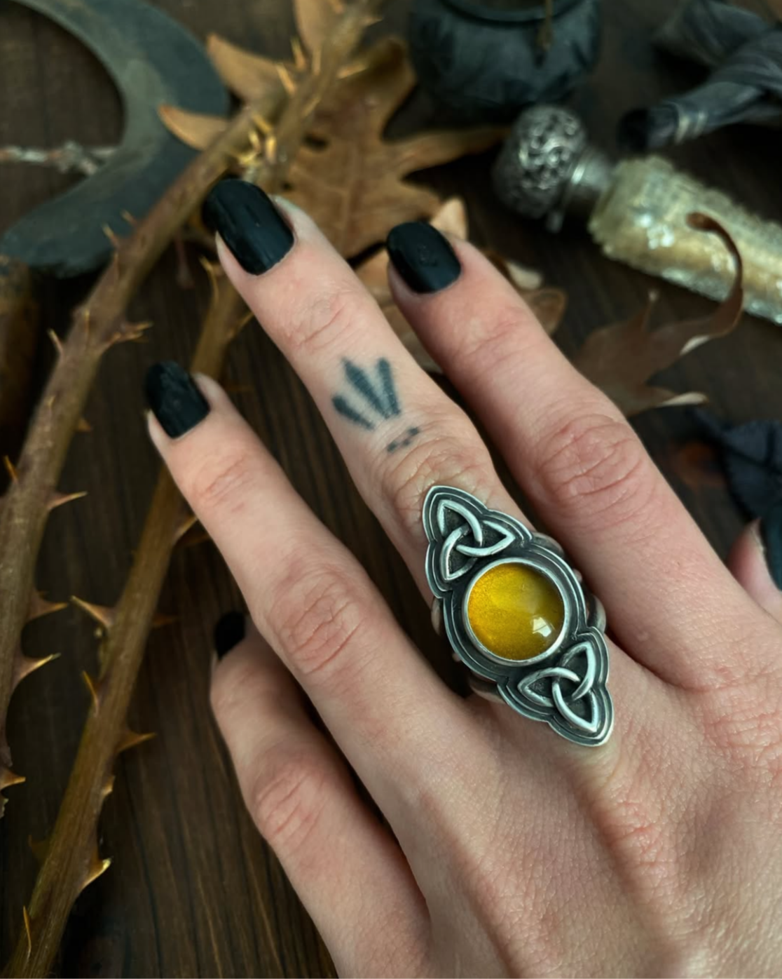 Triquetra Rings