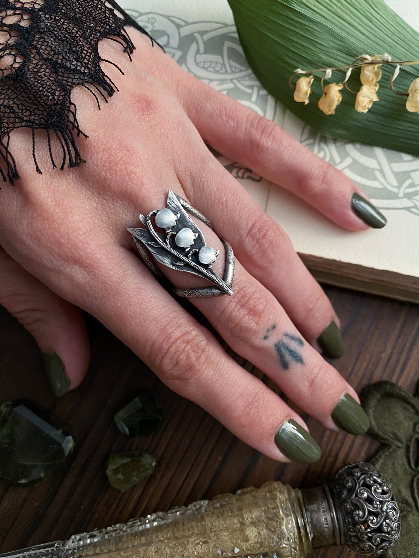 Lily of the Valley Ring ✦ Size 6