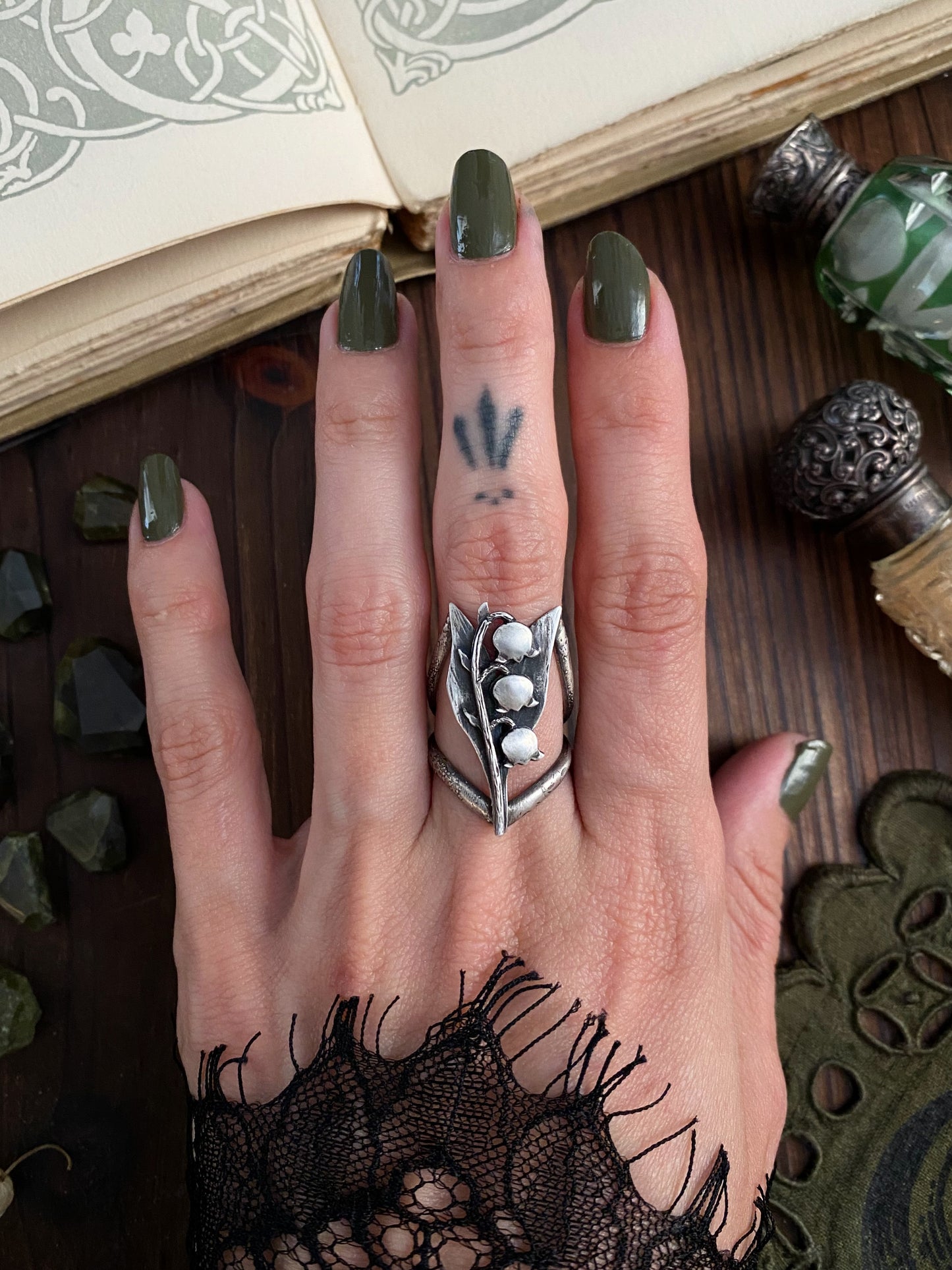 Lily of the Valley Ring ✦ Size 6