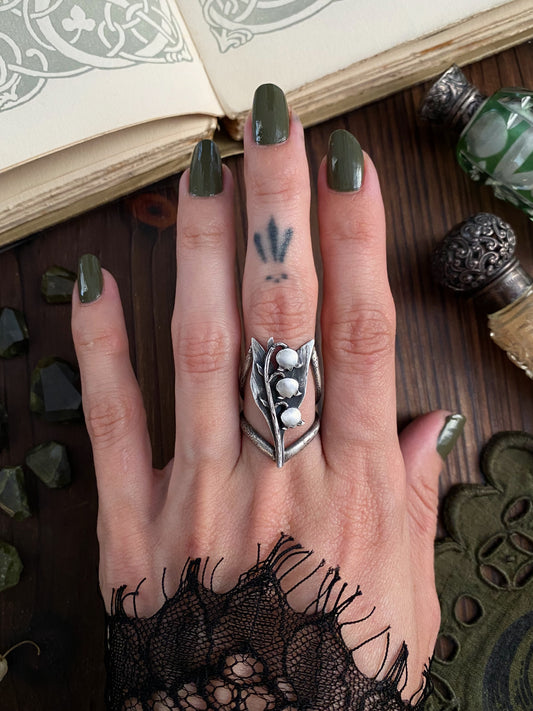 Lily of the Valley Ring ✦ Size 6